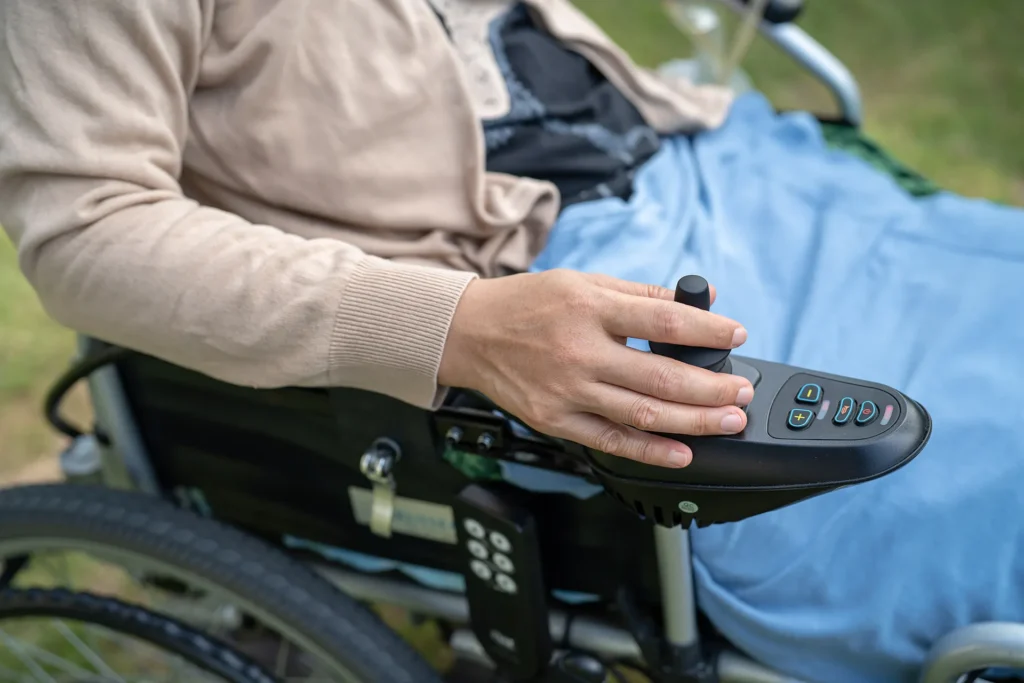 asian lady woman patient on electric wheelchair wi 2024 09 05 04 46 14 utc